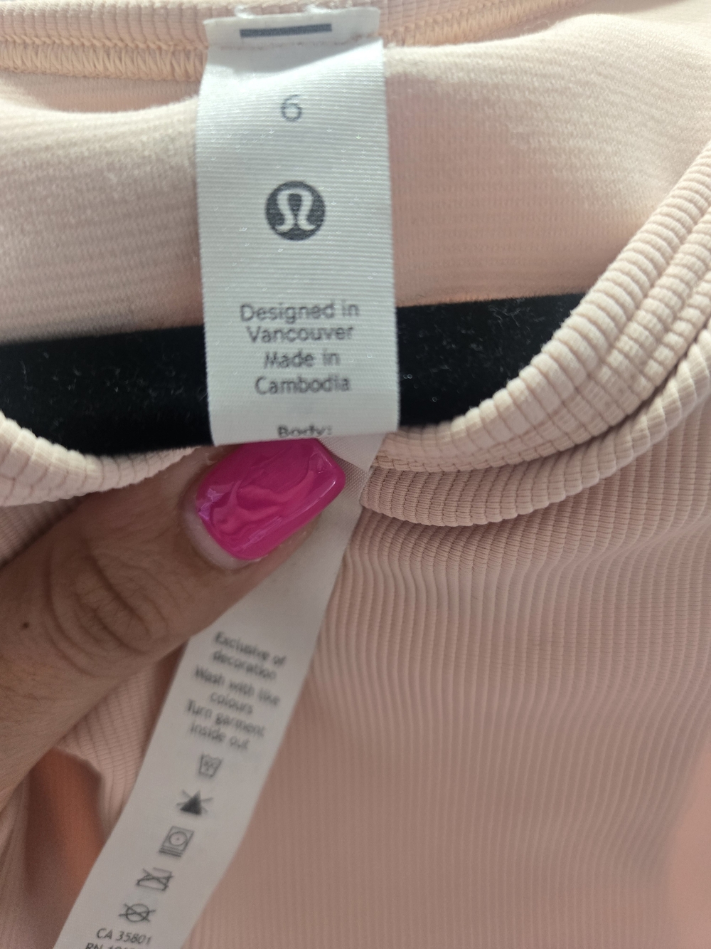 LULULEMON HIGH NECK CROP TANK - Picture 2 of 3